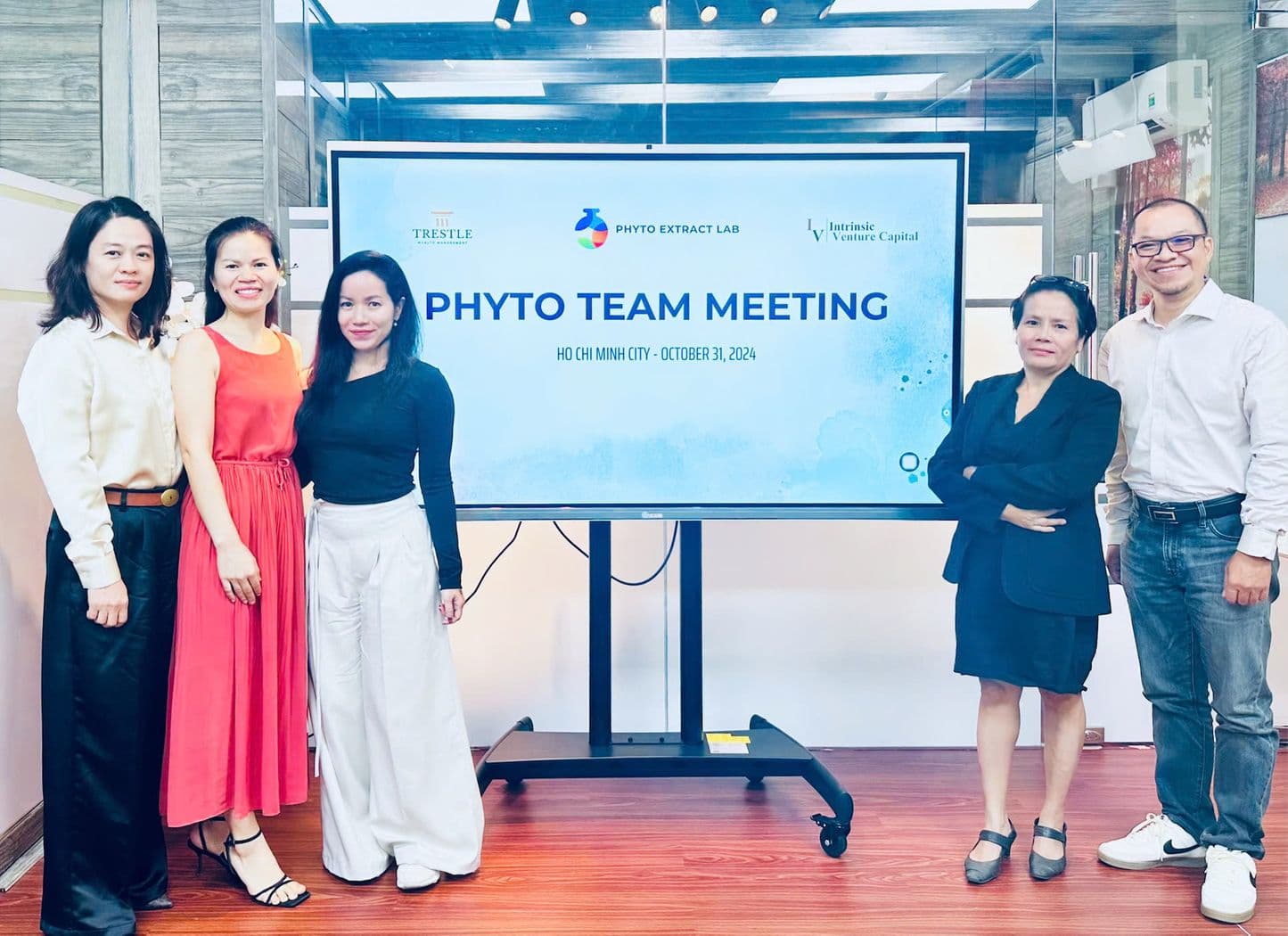 Phyto Extract Lab Team